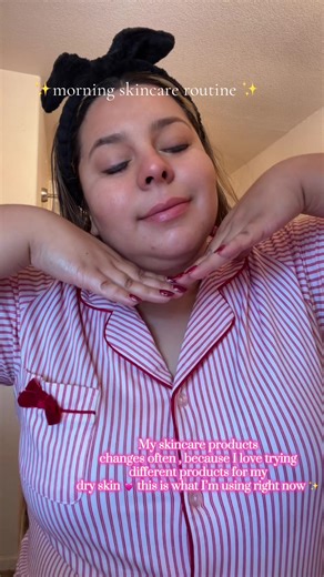 Morning skincare routine ✨💓 fyp #glowingskin #skincareroutine #selfcare #softmornings #fyp