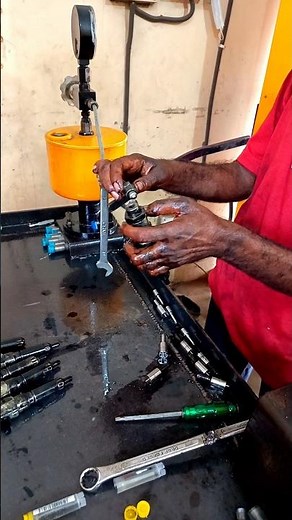 DIY Injector ‘Pop’ Test for Low Pressure #Injector #Mechanic