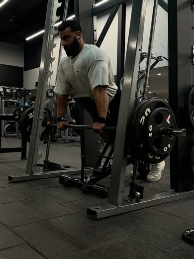 Mohammad ElQadi | My Back day routine 💪🏻 You don’t need to complicate your back day, just do a good exercise selection and give it your best intensity... | Instagram