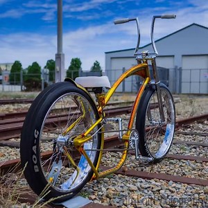 TIKI TIME! Check out this amazing HARD TIME by Darren Sande! It gets our hearts racing :-) By the way, the Ron Bar and the P346 stem work perfectly with this bike. Want us to show YOUR Ruff-Bike? Submit here: http://www.ruff-cycles.com/yourphotos #hardtime #hardtimeframe #ruffcycles #custombikes #custombicycles #playhardplayruff #custombikemovement #ruffvisualcustomizer #germancustombikes #customized #rufffamily #ronbars #tiki #tikistyle | RUFF-Cycles