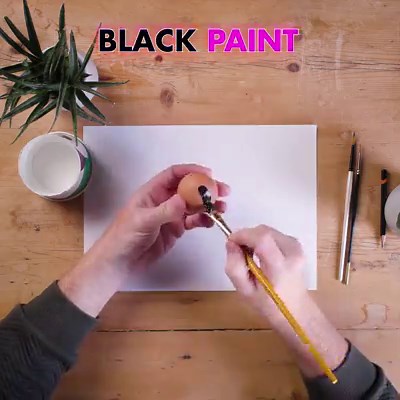 Here's an egg-cellent Easter craft idea: turn a set of eggs into your favourite characters from Shaun the Sheep Movie: Farmageddon! | Shaun the Sheep