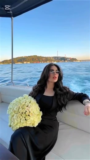 beautiful American girl billionaire 💵 lifestyle