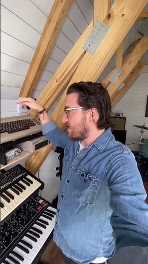 Making Bloxels chiptunes with vintage Commodore 64