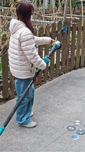 Who knows how to use this power pole angle grinder? #woodworking #diy #powertools #anglegrinder