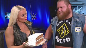 Otis woos Mandy Rose with holiday fruitcake: SmackDown, Dec. 27, 2019