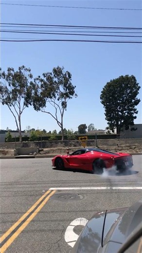 Drifting LaFerrari with custom Boden Autohaus exhaust #bodenautohaus #ferrari #laferrari #exhaust