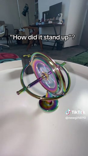 Do you like physics?#gyroscope #physics #science #viral #fyp #foryourpage ##gift #giftideas