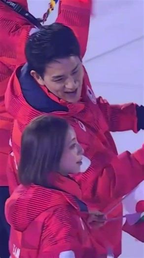 【りくりゅう】最後もリフト！五輪の主役ペアが美しいフィナーレ #shorts