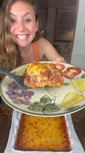 easy dinners everyone will love this cooking tutorial show show to make 3 easy dinners the whole family will love including a meatloaf with a secret ingredient that makes it better, chili cornbread casserole and lasagna. this original video was produced by rick lax and brooklyn b | Home Hacks & Easy Snacks