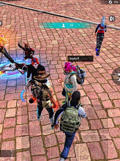 Cuál es tu creador favorito comenta 🗿 #garenafreefire me regalaria un laik 🥷