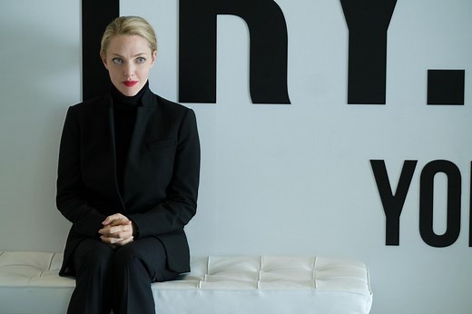 Hulu's intense 'The Dropout' trailer shows Elizabeth Holmes' rise to infamy