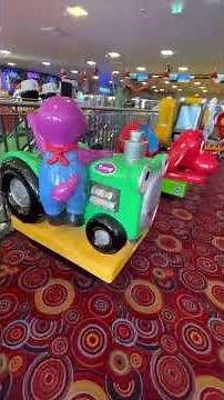 Jolly Roger Barney tractor kiddie ride￼