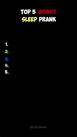 Php_cr7 on Instagram: "日本利用压电瓷砖将人们的脚步转化为电能。 这些瓷砖能够捕捉你脚步产生的动能。 当你行走时，你的体重和动作会对瓷砖产生压力。 瓷砖会轻微弯曲，产生机械应力。 瓷砖内部的压电材料会将这种应力转化为电能。 每一步都会产生少量电荷，数百万步加在一起，就能产生足够的电力来驱动 LED 灯、数字显示屏和传感器。 在像涩谷车站这样人流密集的地方，每天大约 240 万步都在为这个系统做贡献。 这些电力可以储存起来或立即使用，从而减少对传统能源的依赖，并支持可持续的城市基础设施。 这种方法把日常的动作转化为实用的可再生能源。 #日本 #知识 #事实 #你知道吗 #推荐 科技 创新 历史 技术 实验 热门"