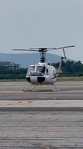 Bell UH-1, o famoso Sapão, e seu barulho inconfundível. Aeroporto de Jacarepaguá RJ #aviation #aircraft #helicopter #airport #avgeek #aviationlovers | Helicópteros Brasil