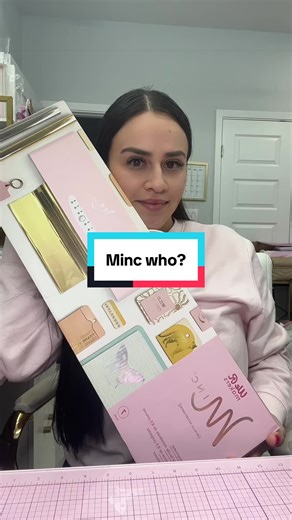 Transforma tus diseños con la Minc Machine