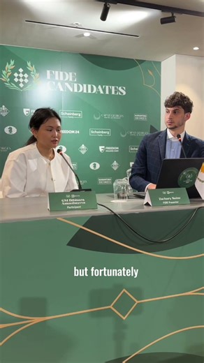 🇰🇿 Bibisara Assaubayeva shared how much her mother’s support means to her. ♟️❤️
