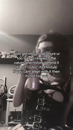 No you cant use fast fashion, no you cant support trump/ice, no you cant use ai stop being ignorant and actually care what it stands for. fashion is pollitical and the whole meaning of goth/any alt subculture is to go against beauty standards/mainstream, goth came from the post PUNK movement which fights for basic human rights stop acting like these values dont come with it. it isnt just a style so please do ur research #fyp #goth #gothic #gothgirl #alt