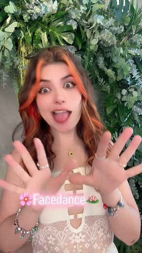 596K views · 21K reactions | Un popopo primaveral #facedance #kawaii #cute #minynaranja | Minynaranja | Facebook