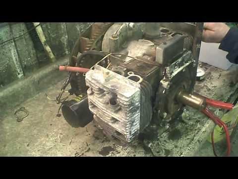LOT 1789A John Deere 318 Onan B43G Engine Compression test