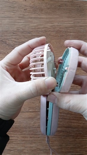 Found a very old mini fan among a pile of old toys | Checking its functionality