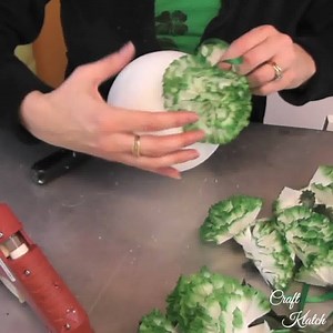 Learn how to make easy St. Patrick's Day decoration to decorate your home! You can find more projects at https://www.craftklatch.com Be sure to follow me on Instagram @craftklatch https://www.instagram.com/craftklatch/ Be sure to join my DIYs & Crafts: Creating with Craft Klatch Group! It's FREE and you can share what you are working on! https://www.facebook.com/groups/CreatingWithCraftKlatch Also, join my Christmas group ~ also FREE ~ www.facebook.com/groups/christmasdecorationsdiysandcrafts/ #