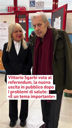 Torna a farsi vedere in pubblico Vittorio Sgarbi: il critico d'arte nella serata di domenica ha votato per il referendum sulla giustizia a San Severino Marche (Macerata), città che lo vide protagonista come sindaco agli inizi degli anni Novanta. L'ex sottosegretario di Stato alla Cultura, attualmente sindaco di Arpino, in provincia di Frosinone, e prosindaco di Urbino, si è presentato al seggio numero 13, nella scuola in frazione di Cesolo. Ad accompagnarlo in questo passaggio istituzionale c'er