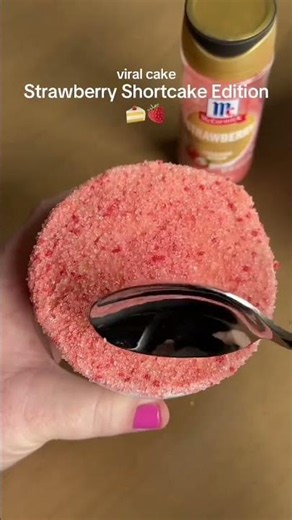 🍓Viral Cake - Strawberry Shortcake | McCormick #shorts #strawberrycake #viralcake