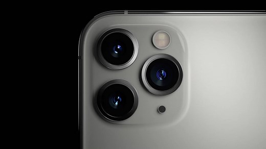 iPhone 11 Pro et iPhone 11 Pro Max, la nouvelle gamme Pro pour iPhone aux performances avancées, disponibles en précommande chez Orange dès le 13/09 à 14 h. https://boutique.orange.fr/nouveautes/apple/fiche-technique/iphone-11-pro/ | Orange