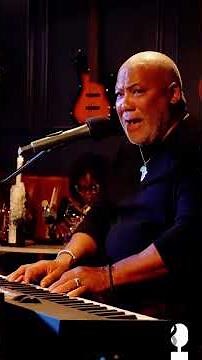 Jonathan Butler performs Fire and Rain