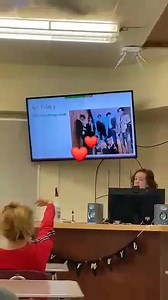 Look at her. She's so cute talking about Got7. You can actually see in the way her face lit up when talking about them. Not just her talking about Got7 being international, funny, and have this strong visuals, but it's all about the feels she had while sharing these "Keys" to her students. Salute to this Ahgase!💚 Thank you for spreading positivity and love through Got7! We can never be more proud!💚💚💚😍 we need someone like her in school. #EKP_bestmaleseniors_GOT7 ★Got7sAhgaserica | GOT7 WORL