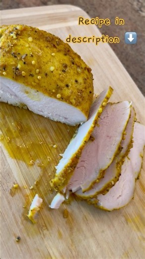 Baked turkey pastrami. ⬇️ recipe ⬇️Ideal for sandwiches! Healthy and tasty! #trhealthytasty #turkey