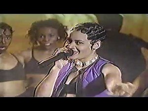 Salt-N-Pepa performing Shoop on The Arsenio Hall Show