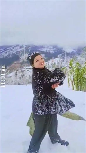 #hindisong #reels #snow #kashmir #youtubeshorts