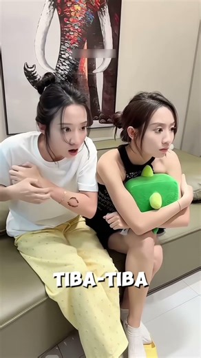 Prank Pura-Pura Jadi Zombie, Endingnya Malah Dikunci di Kamar!