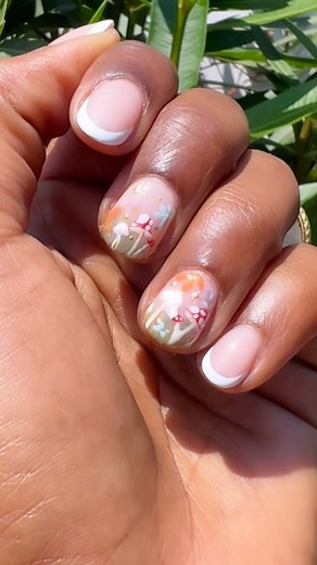 🌻Cree Sermone, MSW on Instagram: "They’re so pretty ✨🧚🏾‍♀️ #naildesign #buildergel #naturalnails"