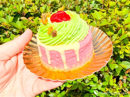 REVIEW: Our Hopes Were DASHED BY This New Disney World Snack | the disney food blog