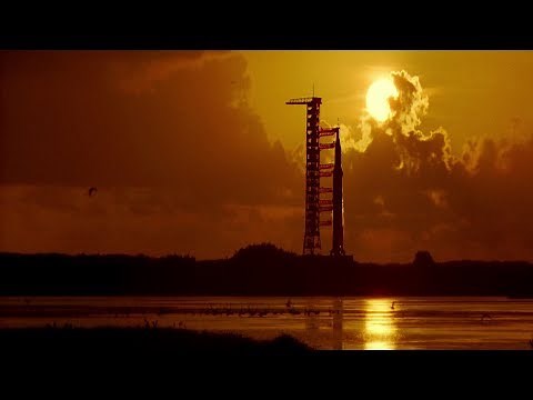 Apollo 13 launch scene with First Man score
