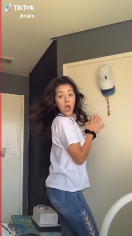 Ona (@real.ona)’s videos with