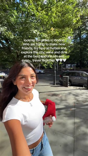 Making Friends in London: Fun Activities and Stranger Dates