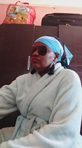 Seitebaleng o tlelwa ke maitemogelo mangwe jaanong. Mogirl o batla go simolola go tukisa marato le Rabachakanaki. Bo Madila le bo Rasta ke maaka hela.😂 | MmaRabachanaki.BW