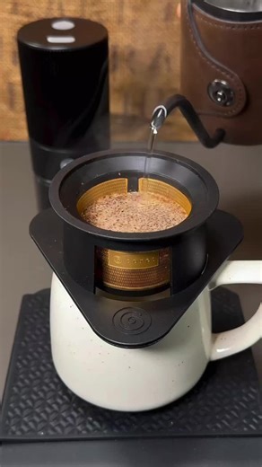 Satisfying Coffee Making ASMR #coffee #espresso #asmr #coffeemaking #trending