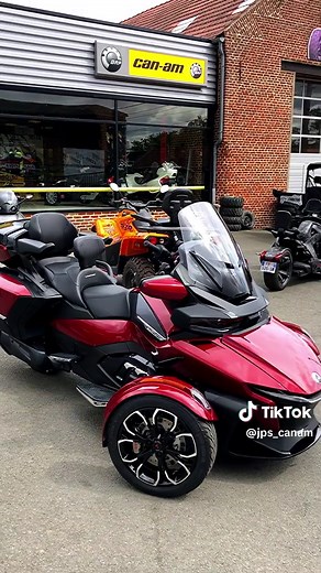 Explora el Can-Am SPYDER RT 1330 Limited