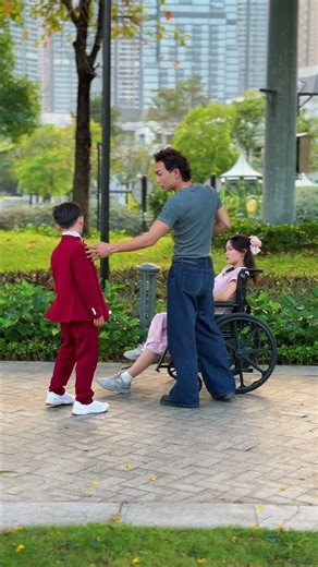 They have no idea what's about to happen [KID BOSS] #kindness #hero #respect #help #good