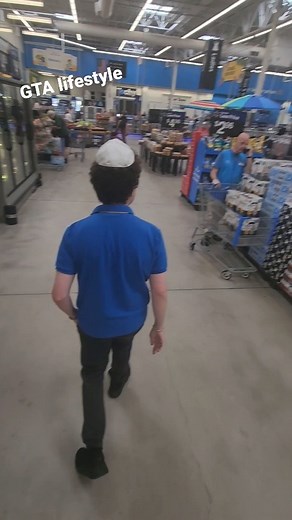 I be cutting up in walmart like it's gta 6 #walmart #florida #money #rap #memes #Jewish #viral #foryou #explore #explore page #ihop #supremepatty #shaq #elonmusk #baddie #meme #funny #funnymeme #musicvideo #musi | Florida Jhit
