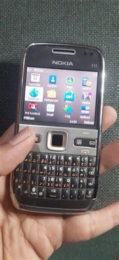Nokia E72 still work in Jan 2026 very nice old gadget phone
