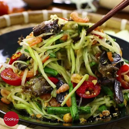 #CookyVN - How to make delicious THREE KHOA PAPAYA SALAD with Western specialties | Cooky TV