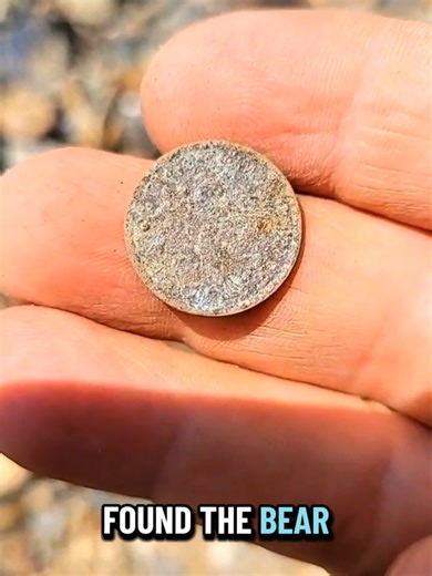 Exploring the Thames River: Mudlarking Adventures