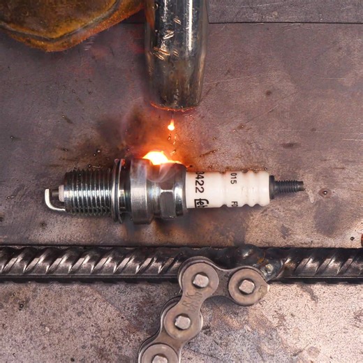 97K views · 102 reactions | Lock Unlocking And Installing Tips Thanks for watching! Please be aware that this video is for entertainment purposes only and techniques shown should not be attempted at home! | Gorgeous | Facebook