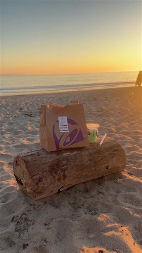 user19073396782 (@user19073396782)’s video of taco bell