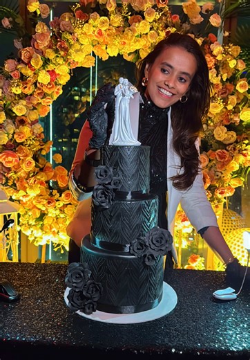 Custom Black Cake Designs for Weddings and Celebrations